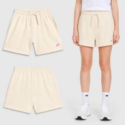 SPODENKI DRESOWE DZIEWCZĘCE 4F SZORTY SPORTOWE NA CO DZIEŃ BIAŁE. Białe spodenki dla dziewczynek 4f, bez wzorów, z bawełny, sportowe. Za 37.00 zł.