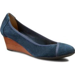 Półbuty GEOX - D Floralie E D32T4E 00021 C4002 Niebieski. Niebieskie półbuty damskie Geox, z materiału. W wyprzedaży za 239.00 zł.
