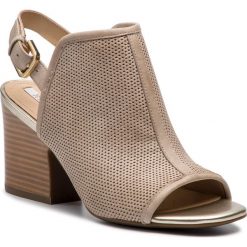 Sandały GEOX - D Marilyse C D724UC 0LC09 CH62L Lt Taupe/Lt Gold. Klapki damskie marki Geox. W wyprzedaży za 319.00 zł.