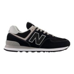 Buty do chodzenia damskie New Balance 574. Niebieskie obuwie sportowe damskie New Balance, bez wzorów, z materiału, trekkingowe, New Balance 574. W wyprzedaży za 411.75 zł.