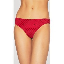 Guess Jeans - Stringi. Stringi damskie marki Guess Jeans. Za 59.90 zł.