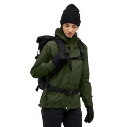 Damska wiatrówka Haglöfs Astral GTX II. Zielone kurtki damskie Haglöfs, bez wzorów, z softshellu, bez kaptura. Za 1,652.20 zł.