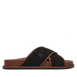 Klapki Max Mara Beachwear. Czarne klapki damskie Max Mara Beachwear, bez wzorów, bez obcasa. Za 974.99 zł.