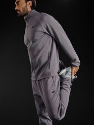 4F Bluza treningowa regular bez kaptura męska - szara S. Szare bluzy męskie 4f, m, bez wzorów, bez kaptura, na fitness i siłownię. Za 199.99 zł.