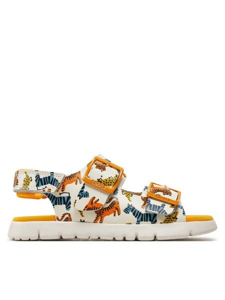 Camper Sandały K800429-013 Biały. Białe sandały chłopięce Camper, ze skóry, bez zapięcia. Za 319.99 zł.