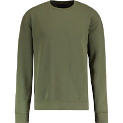 Tiger of Sweden Jeans BUZZ SO Bluza khaki. Kardigany męskie Tiger of Sweden Jeans, z bawełny. W wyprzedaży za 467.10 zł.