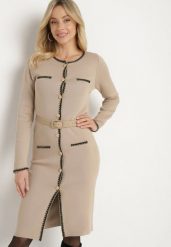 Beżowa Dzianinowa Sukienka z Wiskozą Zdobiona Metalicznymi Wstawkami i Paskiem Caledi. Brązowe sukienki damskie Born2be, na co dzień, z aplikacjami, z dzianiny, eleganckie, bez kołnierzyka, bez ramiączek. Za 54.99 zł.