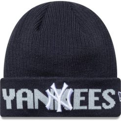 Czapka Beanie New Era Wordmark NYY Navy. Niebieskie czapki i kapelusze męskie New Era, bez wzorów, sportowe. Za 126.86 zł.