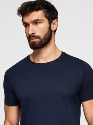 Klasyczny T-shirt męski bawełniany BASIC - granatowy V2 - Rozmiar: L. Niebieskie t-shirty męskie Ombre Clothing, l, bez wzorów, z bawełny, klasyczne, bez kołnierzyka. W wyprzedaży za 29.99 zł.