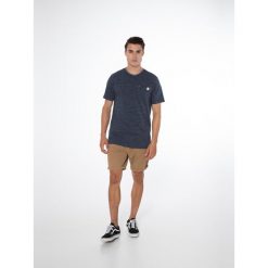 Koszulka męska Protest PRTNARCISCO t-shirt. Czerwone t-shirty męskie Protest, l, bez wzorów, bez kołnierzyka. W wyprzedaży za 115.00 zł.