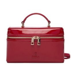 Torebka Furla. Czerwone listonoszki damskie Furla, bez wzorów, bez dodatków. Za 1,039.00 zł.