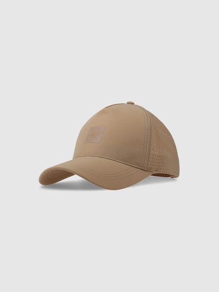 4F Czapka z daszkiem strapback uniseks - beżowa L/XL. Brązowe czapki i kapelusze damskie 4f, na lato, bez wzorów, z syntetyku, klasyczne. W wyprzedaży za 39.99 zł.