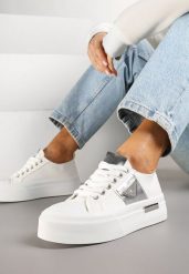 Białe Trampki na Grubej Podeszwie z Cyrkoniową Naszywką Penirea. Białe obuwie sportowe damskie Renee, z aplikacjami, sportowe, bez zapięcia. Za 74.99 zł.