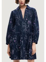 Desigual Sukienka codzienna Louisville 24WWVW66 Granatowy Loose Fit. Niebieskie sukienki damskie Desigual, na co dzień, l, bez wzorów, z bawełny, bez kołnierzyka, bez ramiączek, proste. Za 239.99 zł.