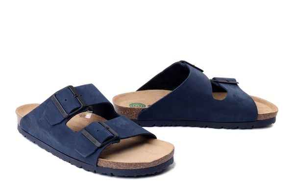 DR. BRINKMANN 701007-05 blau, klapki damskie. Niebieskie klapki damskie Dr. Brinkmann, bez wzorów, ze skóry, bez obcasa. Za 246.42 zł.