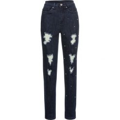 Dżinsy MOM z ćwiekami i przetarciami bonprix ciemny denim. Jeansy damskie marki bonprix. Za 59.99 zł.