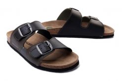 DR. BRINKMANN 601005-1 schwarz/multi, klapki profilaktyczne męskie. Czarne klapki męskie Dr. Brinkmann. Za 204.90 zł.