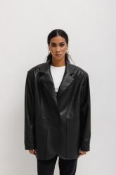 Marynarka oversize z eko skóry w kolorze CZARNYM - HARLEY LEATHER-M/L. Czarne żakiety damskie Marsala, l, bez wzorów, z elastanu, eleganckie. Za 439.90 zł.