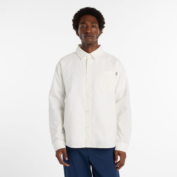 Koszula męska New Balance MT53523RFN – biała. Białe koszule męskie New Balance, m, bez wzorów, z bawełny, eleganckie, bez kołnierzyka, bez ramiączek. Za 389.99 zł.