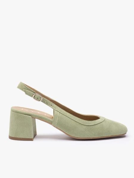 Jasnozielone czółenka bez piety slingback. Zielone czółenka damskie Ryłko, bez wzorów, z gumy, eleganckie, z okrągłym noskiem, bez obcasa, na obcasie, bez zapięcia. W wyprzedaży za 359.99 zł.
