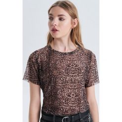 Koszulka w panterkę - Biały. T-shirty damskie marki Cropp. W wyprzedaży za 19.99 zł.