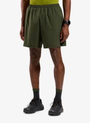 Spodenki do biegania Odlo Essential 6 Inch Short. Zielone krótkie spodenki sportowe męskie Odlo, l, bez wzorów, do biegania. Za 170.49 zł.