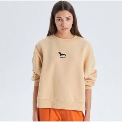 Bluza oversize z nadrukiem - Beżowy. Bluzy damskie Cropp. W wyprzedaży za 29.99 zł.
