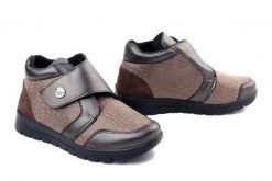 Comfortabel 990805-02 brown, botki damskie. Brązowe botki damskie Comfortabel, z polaru, bez obcasa, bez zapięcia. Za 365.42 zł.