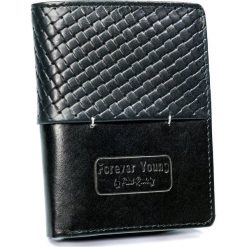 Portfel męski czarny Forever Young N4-PVT BLACK. Czarne portfele męskie FOREVER YOUNG, bez wzorów. Za 60.00 zł.
