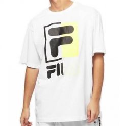 Koszulka sportowa męska Fila Men Saku Tee. Białe koszulki sportowe męskie Fila, na lato, m, bez wzorów, z bawełny, bez kołnierzyka, bez ramiączek. Za 79.00 zł.
