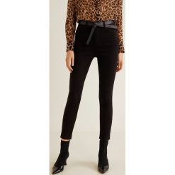 Mango - Jeansy Noa. Jeansy damskie marki Mango. Za 119.90 zł.