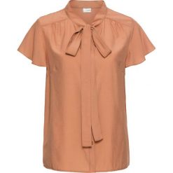 Bluzka z krawatką, krótki rękaw bonprix jasny koniakowy. Brązowe bluzki damskie bonprix, eleganckie, z krótkim rękawem. Za 74.99 zł.