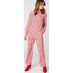 Andrea Hedenstedt x NA-KD Spodnie z prostymi nogawkami - Pink,Multicolor. Spodnie materiałowe damskie marki Andrea Hedenstedt x NA-KD. W wyprzedaży za 48.58 zł.