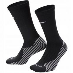 Skarpety Piłkarskie Unisex Dla Dorosłych Strike DriFIT. Czarne skarpety męskie Nike, bez wzorów, z bawełny. Za 64.35 zł.