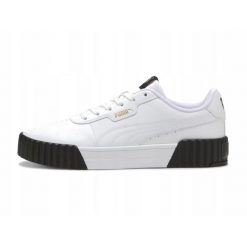 Buty na co dzień damskie PUMA CARINA skóra. Białe obuwie sportowe damskie Puma, bez wzorów, ze skóry, trekkingowe. Za 279.99 zł.