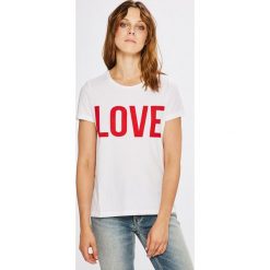 Only - Top Riva. Topy damskie marki Only. W wyprzedaży za 39.90 zł.