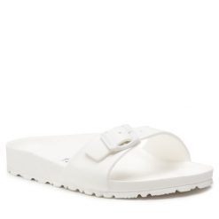 Klapki Birkenstock. Białe klapki damskie Birkenstock, bez wzorów, bez obcasa. Za 209.99 zł.