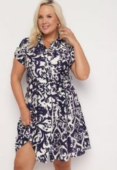Granatowo-Biała Rozkloszowana Sukienka z Koszulową Górą i Materiałowym Paskiem w Talii Giefia. Niebieskie sukienki damskie Born2be, na co dzień, na lato, xl, bez wzorów, z materiału, eleganckie, bez kołnierzyka, bez ramiączek, midi, koszulowe. Za 69.99 zł.
