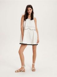 Sukienka mini - kremowy. Białe sukienki damskie Reserved, l, bez wzorów, z bawełny, bez kołnierzyka, bez ramiączek, mini. W wyprzedaży za 69.99 zł.