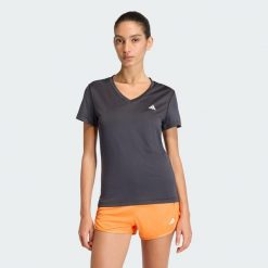 Koszulka Workout Essentials V-Neck. Białe koszulki sportowe damskie Adidas, xl, bez wzorów, z dzianiny, bez kołnierzyka, bez ramiączek, na fitness i siłownię, climacool (adidas). Za 109.00 zł.