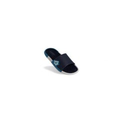 Klapki Arena Marco Active masujące. Niebieskie klapki męskie Arena, sportowe. Za 139.99 zł.