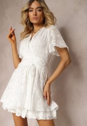 Biała Rozkloszowana Sukienka z Dekoltem Zapinanym na Napy Tarae. Białe sukienki damskie Renee, na co dzień, l, bez wzorów, eleganckie, bez kołnierzyka, bez ramiączek, mini, kopertowe. Za 149.99 zł.