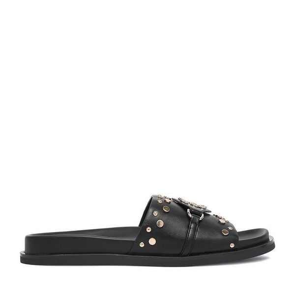Klapki Nine West. Czarne klapki damskie Nine West, bez wzorów, bez obcasa. Za 219.99 zł.