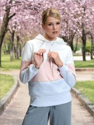 Bluza z kapturem - kremowy. Białe bluzy damskie Sinsay, l, bez wzorów, z kapturem. Za 49.99 zł.