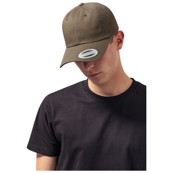 Czapka Flexfit low profile cotton twill. Brązowe czapki i kapelusze męskie FLEXFIT, bez wzorów, z bawełny, eleganckie. Za 68.60 zł.