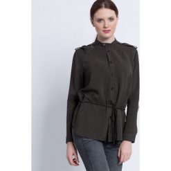 G-Star Raw - Koszula. Szare koszule damskie G-Star Raw, z poliamidu, casualowe, ze stójką, z długim rękawem. W wyprzedaży za 179.90 zł.