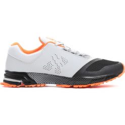 Jasnoszare Buty Sportowe That Game. Buty sportowe męskie marki Born2be. Za 109.99 zł.