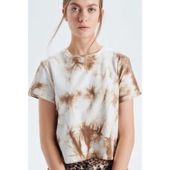 Koszulka tie dye - Biały. T-shirty damskie marki Cropp. W wyprzedaży za 19.99 zł.