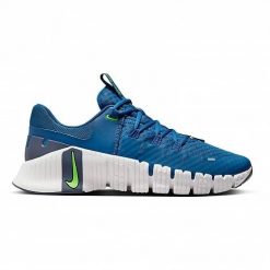 Nike Free Metcon 5 Buty treningowe męskie. Niebieskie buty sportowe męskie Nike, z gumy, bez zapięcia, na fitness i siłownię. Za 419.99 zł.