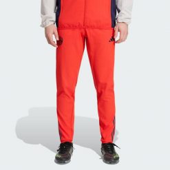 Spodnie FC Bayern 2025/2026 Tiro25 Competition Presentation. Czerwone spodnie sportowe męskie Adidas, bez wzorów, do piłki nożnej. Za 279.00 zł.
